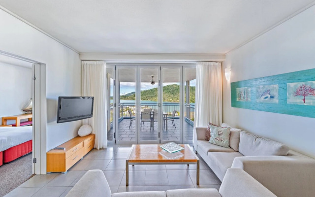 Once Upon A Tide in Airlie