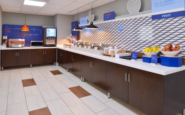 Holiday Inn Express & Suites Shreveport - Downtown by IHG