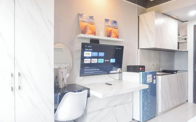 Cozy And Homey Studio At Riverdale Apartment