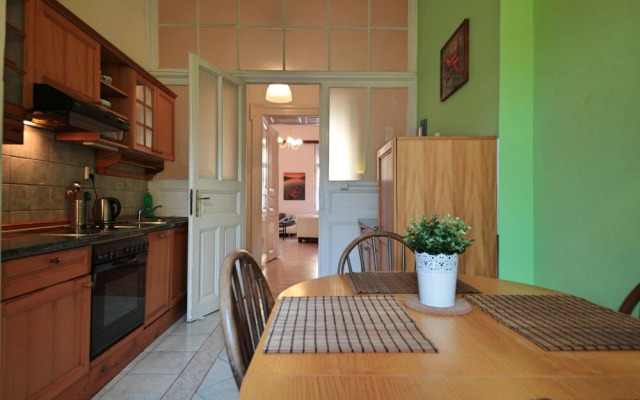 Tyrsova Flat