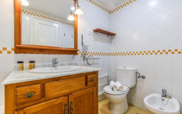 Alcalá I in Madrid with 3 bedrooms and 2 bathrooms