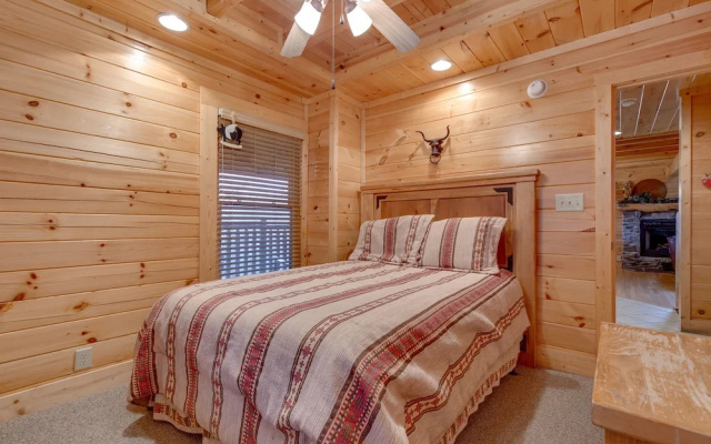 Destinys Lodge by Vtrips