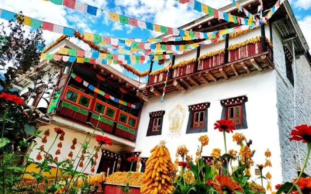 Danba Yunsu Mountain Homestay