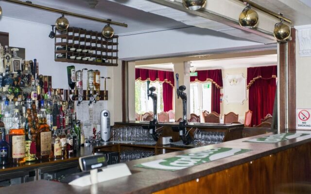 Ridgeway Hotel