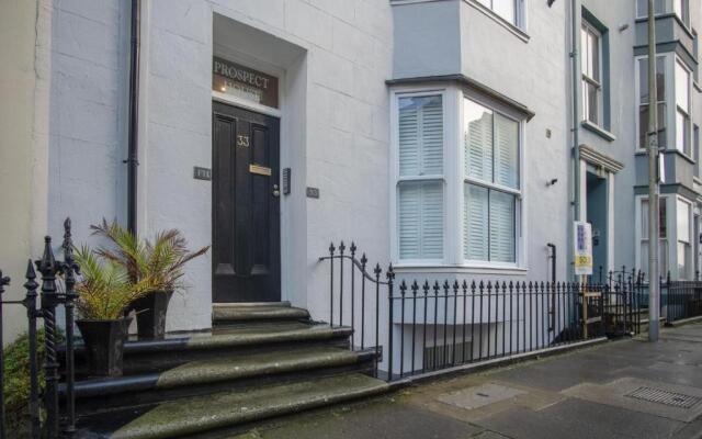 Skylark - 2 Bedroom Apartment - Tenby