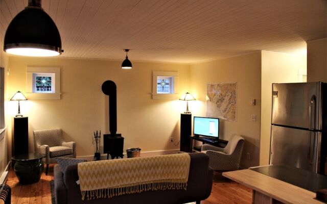 Sitka House