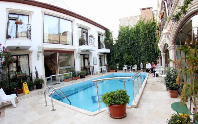 Saint John Hotel - Boutique Class