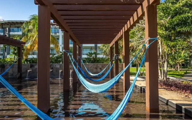 Z Casa Altamar 2 Bedroom Condo by RedAwning