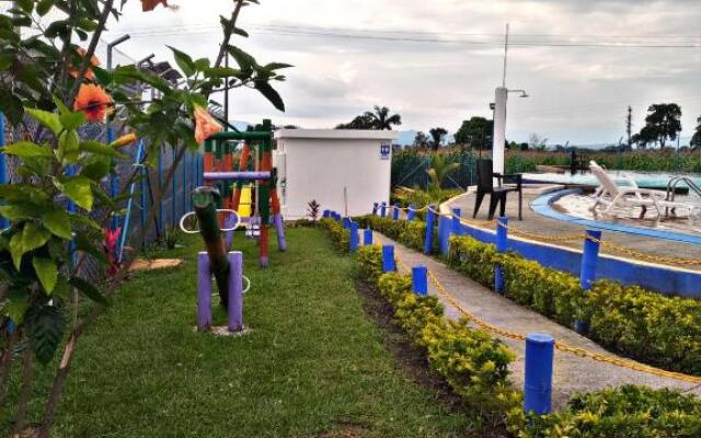 aparta hotel turístico a 2 km parque del café