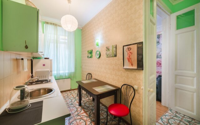 LeonRooms Ekaterinenskaya 18