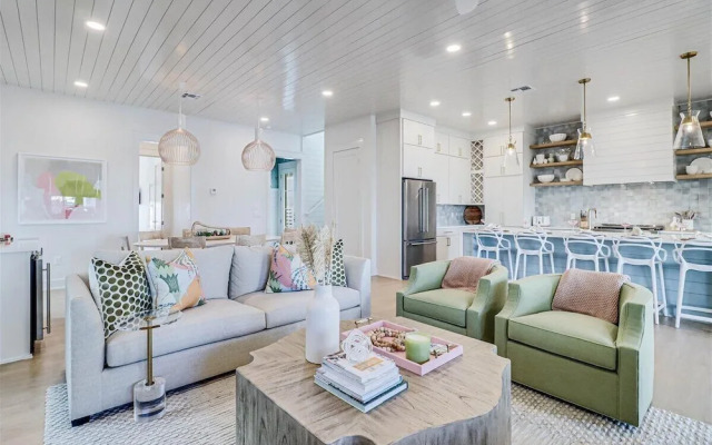 Afterley Pointe 213 LAK