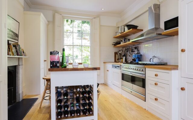 Veeve  Grand Greenwich 5 Bed House On Hyde Vale