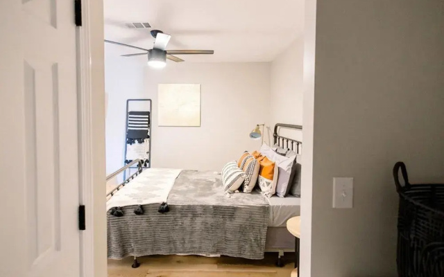 Suite Dreams Condo for 4