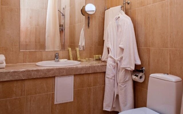 Hotel Troya West