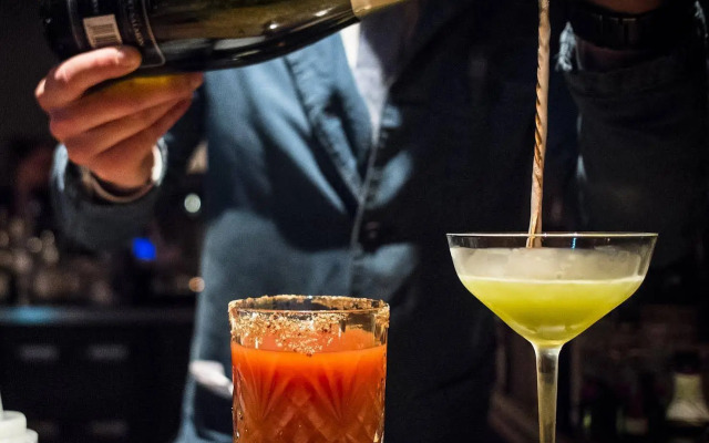 The Flushing Meadows Hotel & Bar