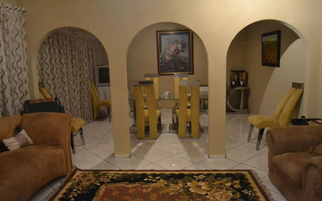 Airport Transit Guest Lodge