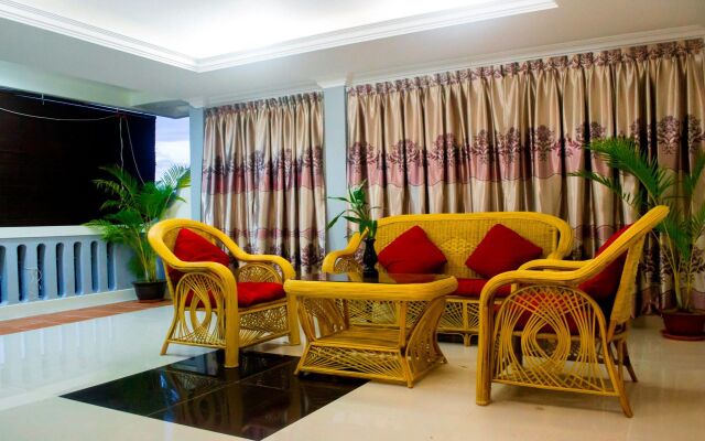 The Golden Gecko Villa