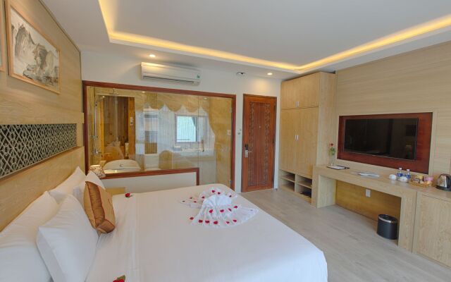 Alyssa Da Nang Hotel