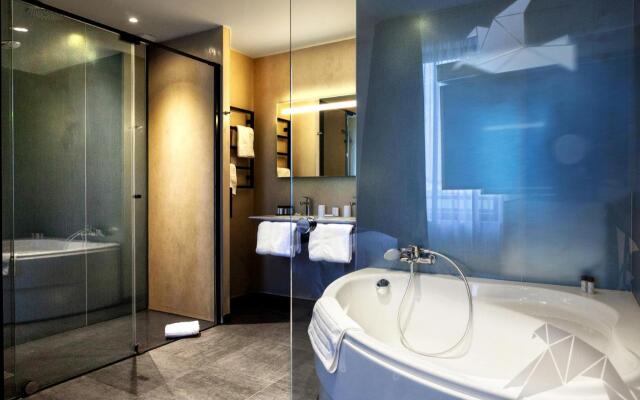 Kyriad Prestige Amiens Poulainville - Hotel and Spa