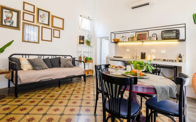 Charming Apartment in Catania Near Castle Ursino