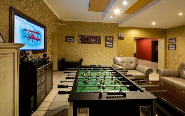 Biplan Hotel