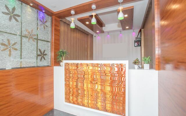 OYO 15505 Royal Stay