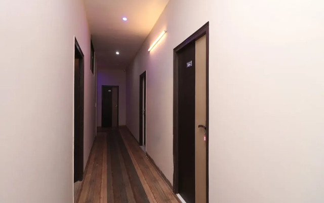 OYO 12520 Hotel Grand Tara