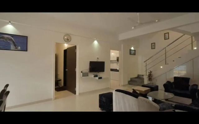 The Retreat-Glasshouse bungalow