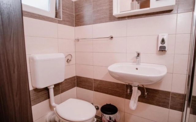 Mountain Serenity Rooms