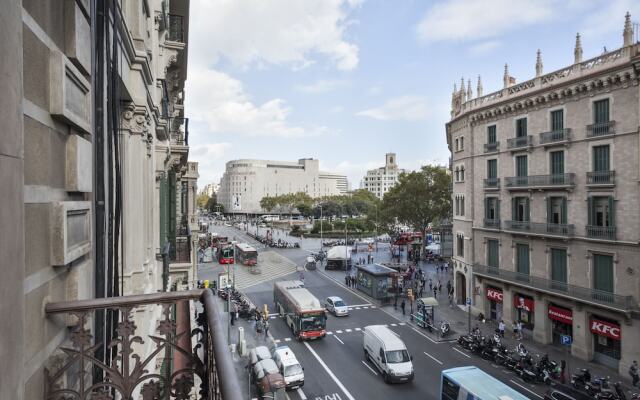 Uma Suites Luxury Downtown