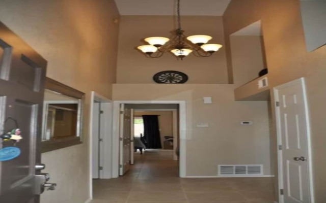Charming 2BR-2BA by BlueBarrelHomes