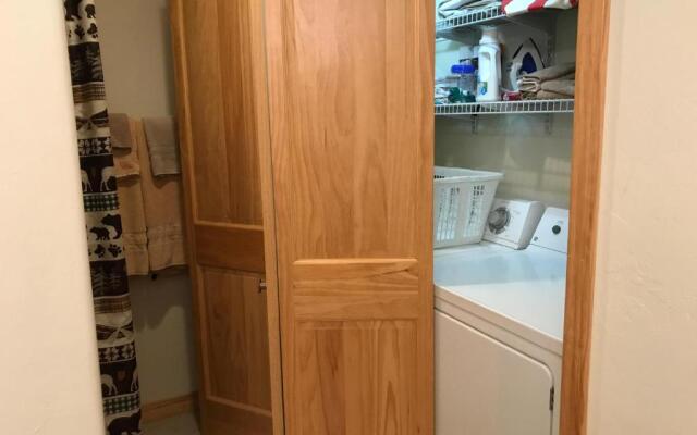 1494OAK Cliff Top Condo