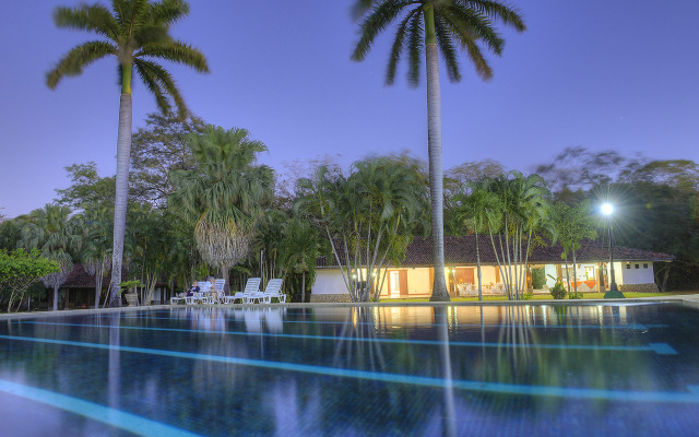 Hacienda La Pacífica Eco-Lodge