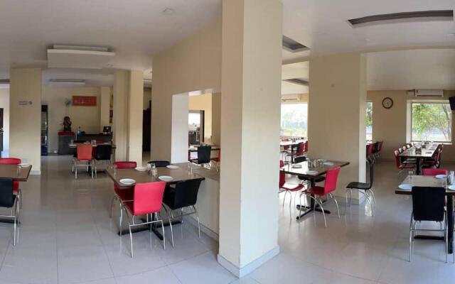 Hotel Amar Palace