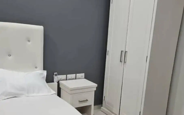 Aquaview Apartments