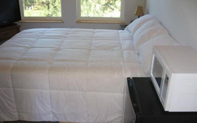 Crater Lake Inn & Retreat