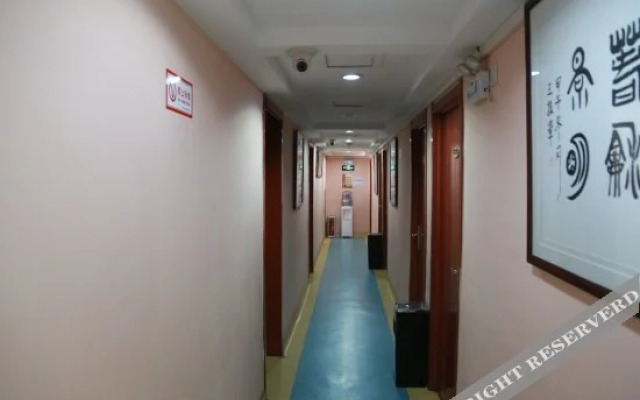 Linjia Hostel