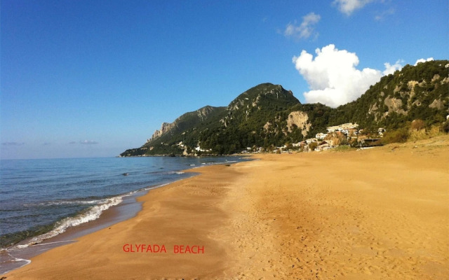 Corfu Glyfada Menigos Resort 13