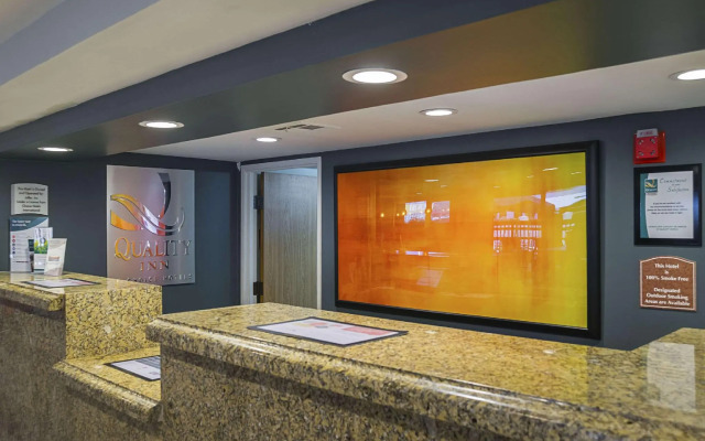 Quality Inn Phoenix North I-17