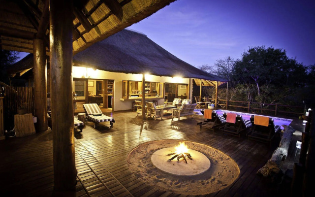 Sausage Tree Safari Camp