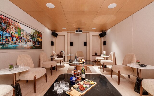 The Five Suites Lilas