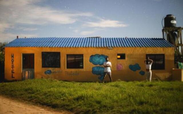 SUEñO PROFUNDO HOSTEL