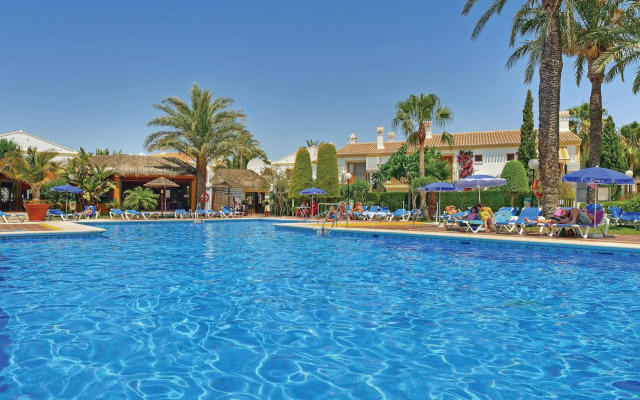 ALEGRIA Infiniti Beach Resort