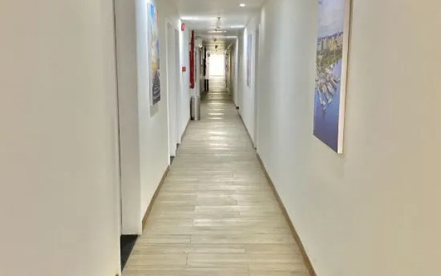 Foshan Zhengdelong Hotel