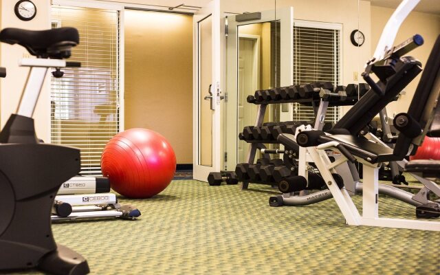 Candlewood Suites - Syracuse Airport by IHG