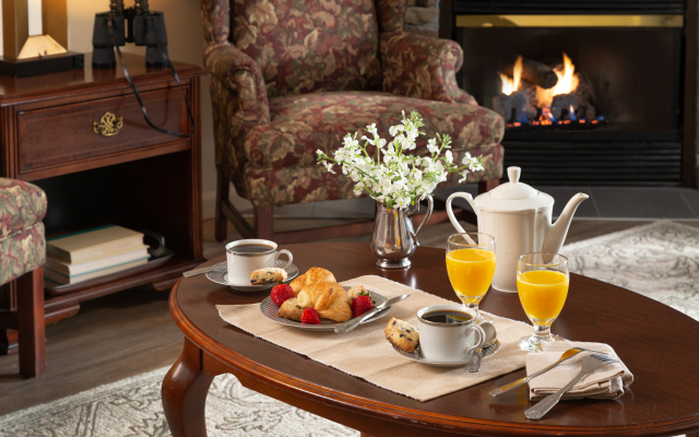 Meadowbrook Inn