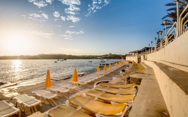 AX Sunny Coast Resort & Spa