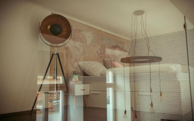 Zeus Design Loft Apartments