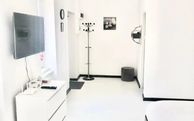 SMART GuestHouse