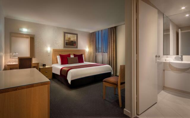 Best Western Plus Travel Inn Hotel